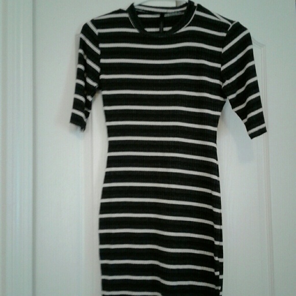Stripe dress - Picture 1 of 3